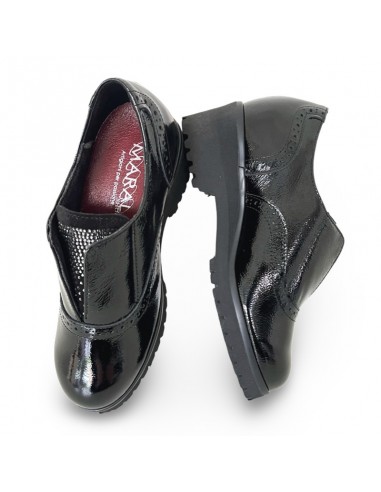 Slip-on in pelle lucida con strass