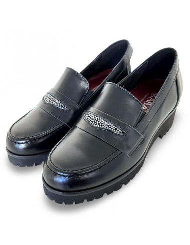 Mocassino in pelle nera con strass