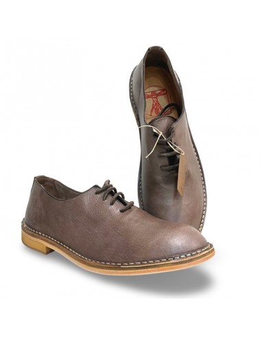 Stringata in pelle taupe